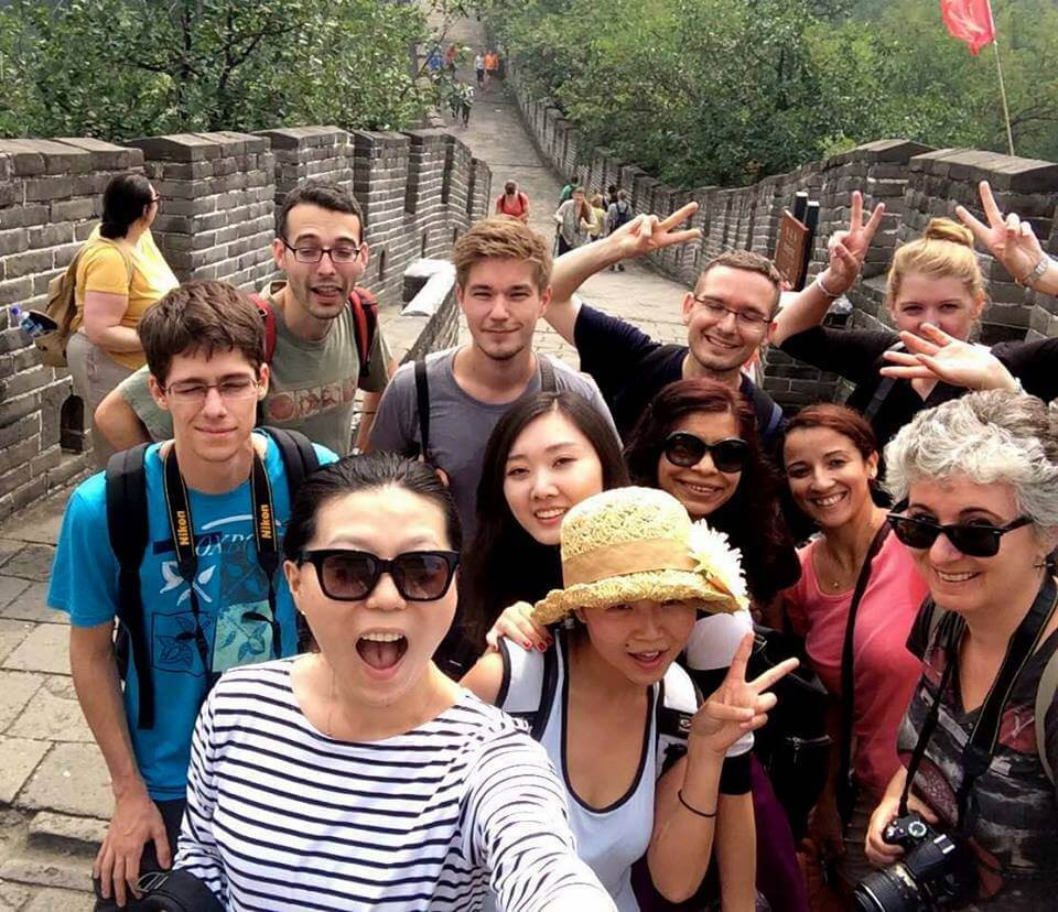 fund my trip: group on the great wall